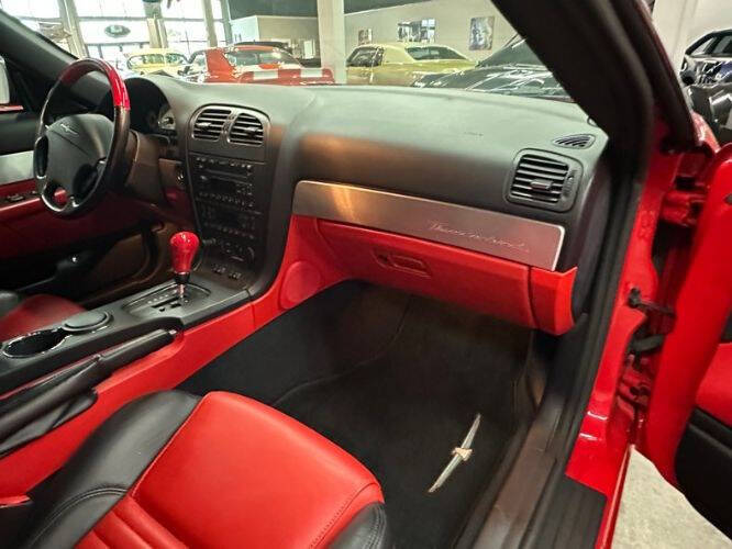 2003 Ford Thunderbird