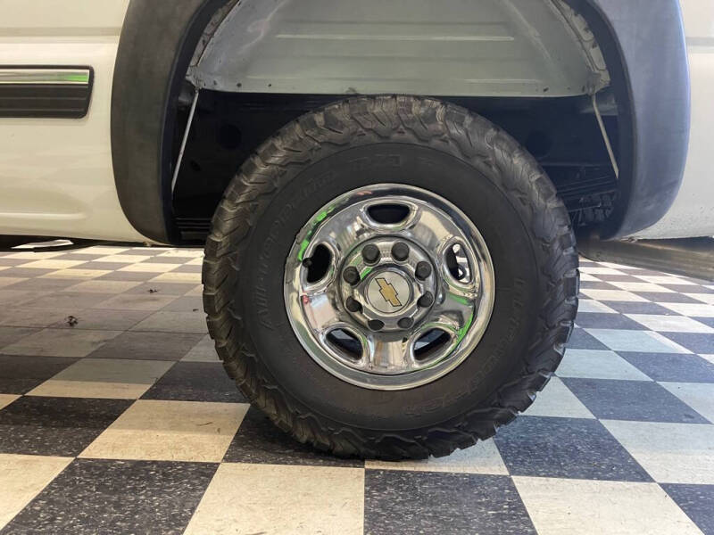 2001 Chevrolet Silverado 1500HD LS