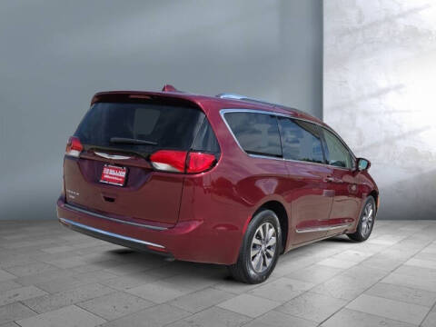 2020 Chrysler Pacifica Touring L Plus