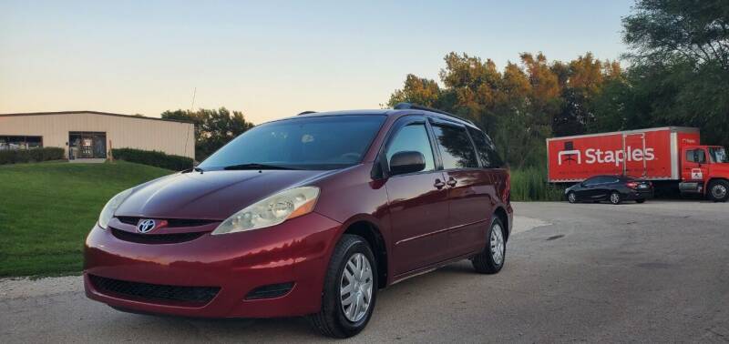 2006 Toyota Sienna for sale at Luxury Cars Xchange in Lockport IL