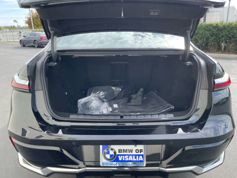 2026 BMW 7 Series 750e xDrive