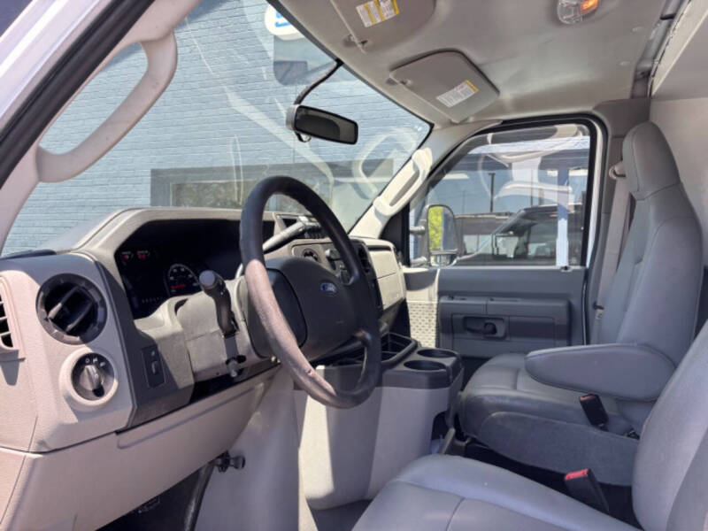 2017 Ford E350 Bucket Van