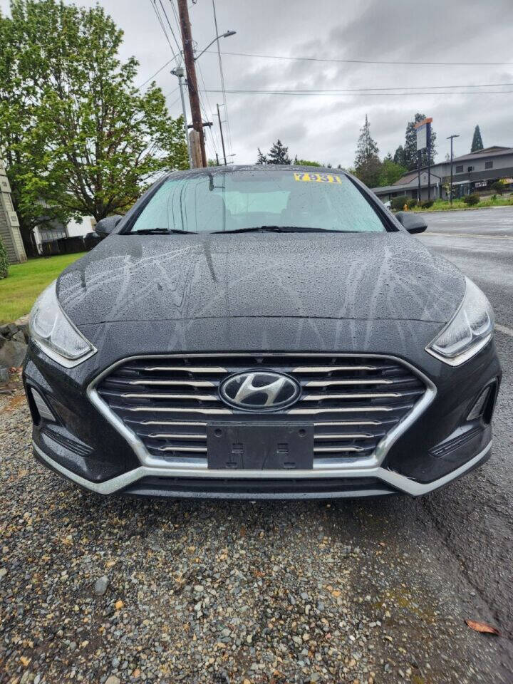 2018 Hyundai SONATA for sale at BENCHMARK AUTO SALES in Parkland, WA