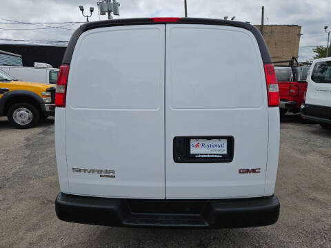 2016 GMC Savana 3500
