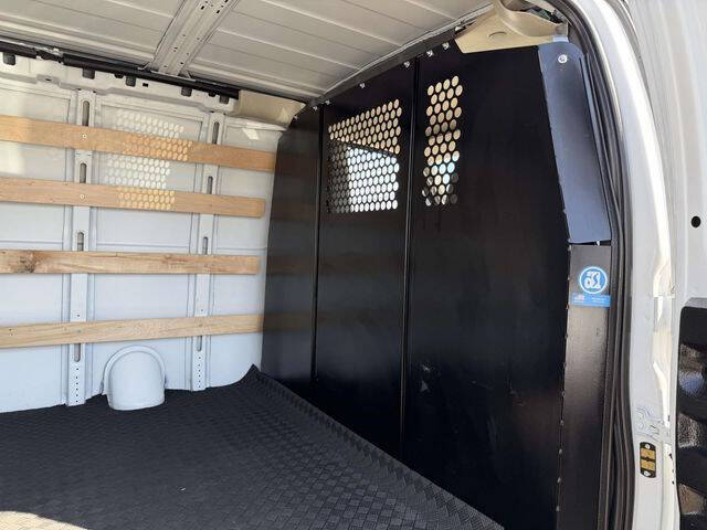 2024 Chevrolet Express 2500