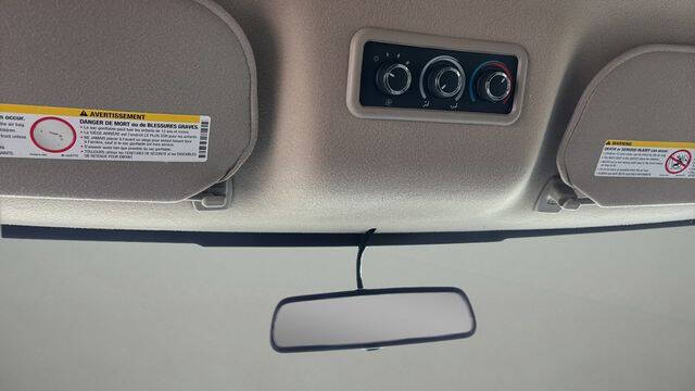 2023 Chevrolet Express LS 3500