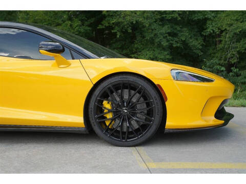 2022 McLaren GT