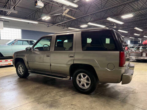 2000 Cadillac Escalade