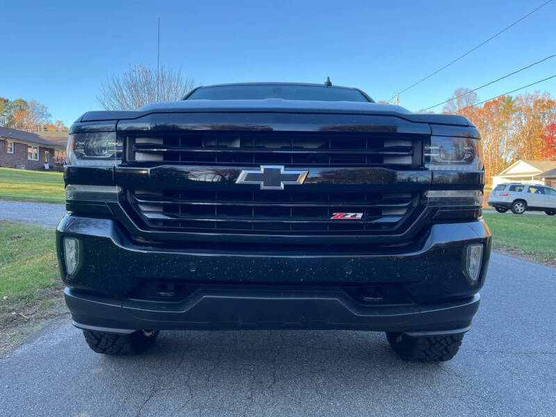 2016 Chevrolet Silverado 1500 LTZ photo 9