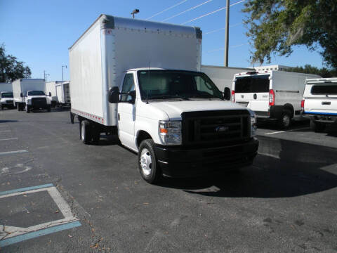 2024 Ford E-350