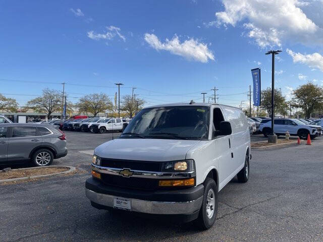 2025 Chevrolet Express 2500