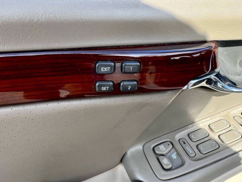 2003 Cadillac DeVille DTS