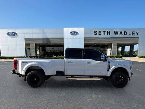 2025 Ford F-450 Super Duty Lariat