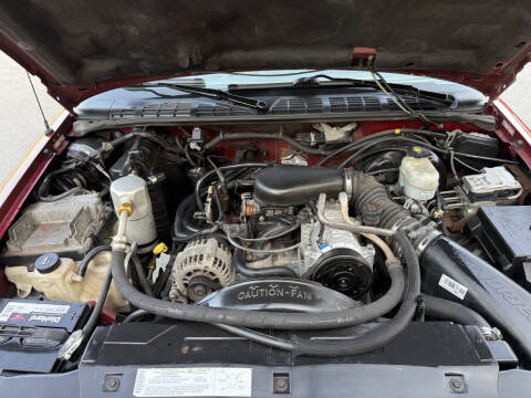 2004 Chevrolet S-10 LS