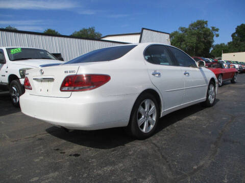 2005 Lexus ES 330
