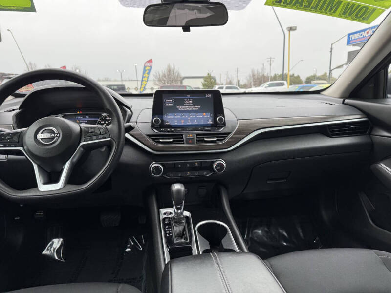 2024 Nissan Altima 2.5 SV