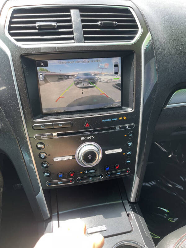 2016 Ford Explorer Sport