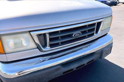 2005 Ford E-Series