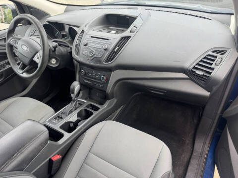2017 Ford Escape S