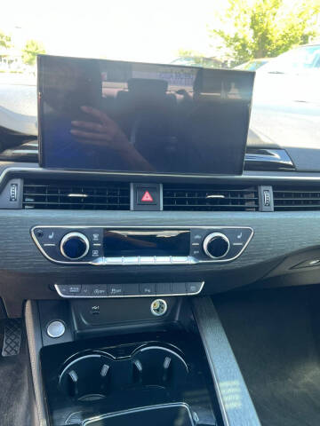 2022 Audi A4 quattro S line Prem Plus 45 TFSI