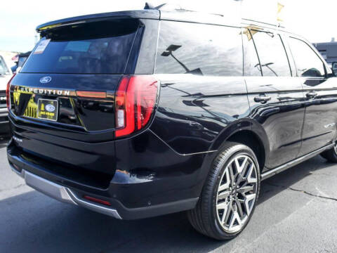 2025 Ford Expedition Platinum