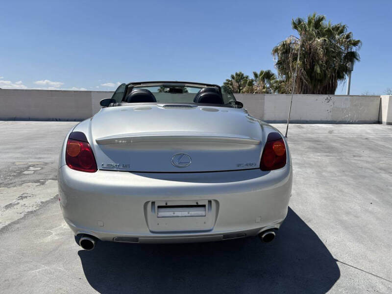2002 Lexus SC 430