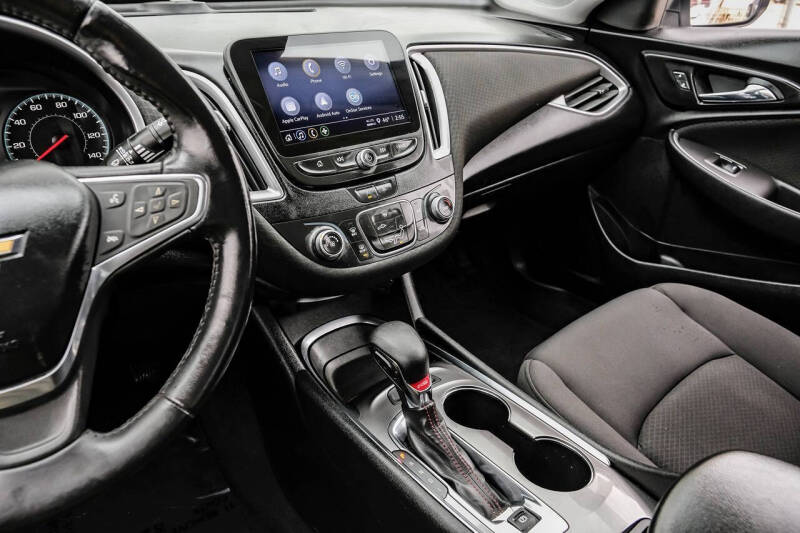 2022 Chevrolet Malibu RS