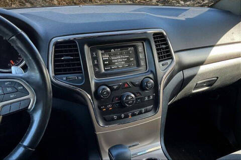 2017 Jeep Grand Cherokee Laredo E