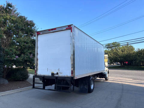 2017 International DuraStar 4300