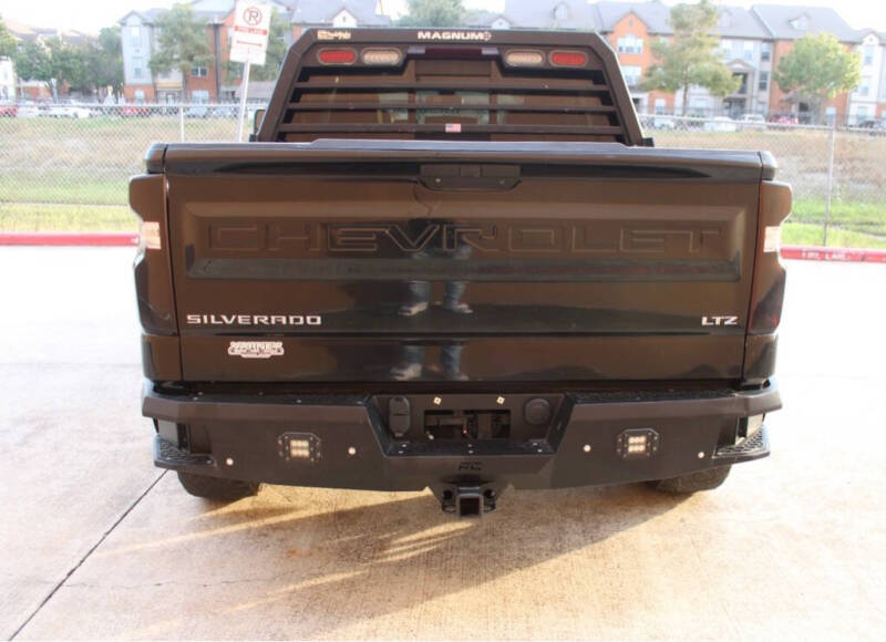 2021 Chevrolet Silverado 1500 LTZ photo 7