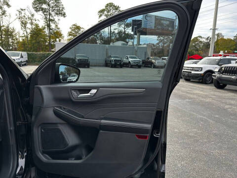 2023 Ford Escape Plug-In Hybrid