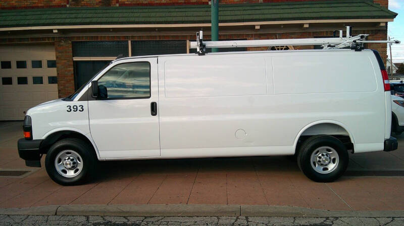 2025 Chevrolet Express 2500