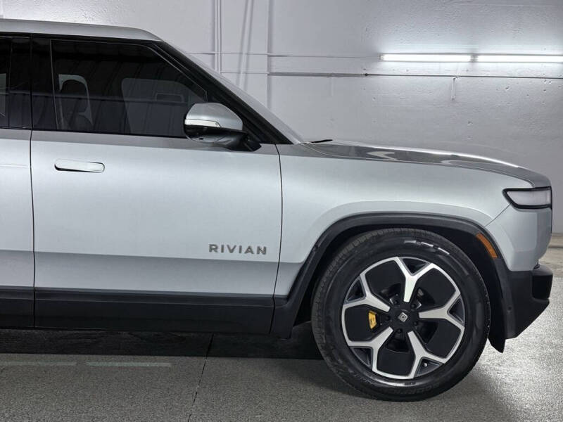 2022 Rivian R1T Adventure