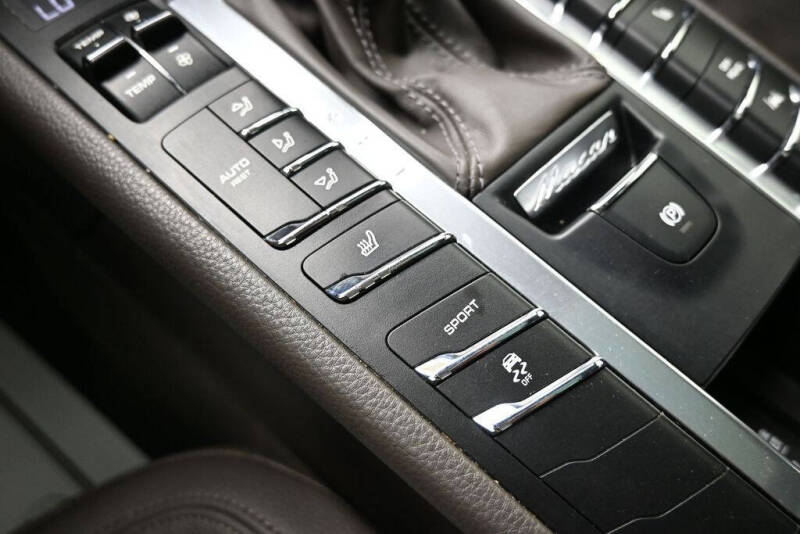 2018 Porsche Macan