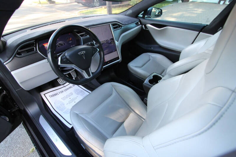 2016 Tesla Model S P90D