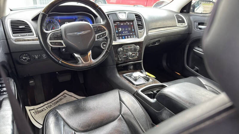 2018 Chrysler 300 Limited