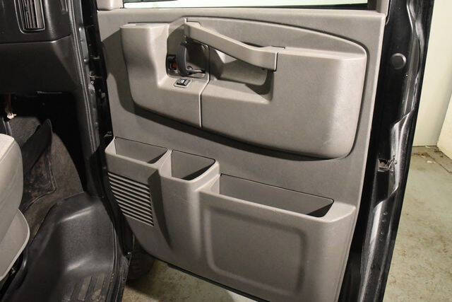 2017 Chevrolet Express LT 3500