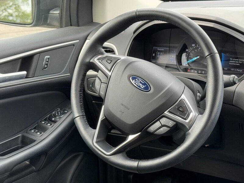 2023 Ford Edge