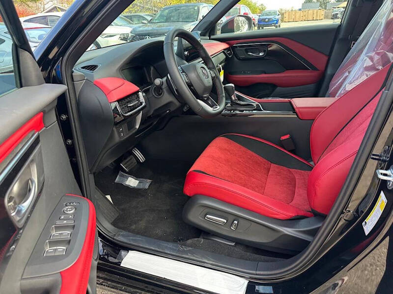 2025 Acura ADX w/A-SPEC