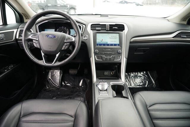 2020 Ford Fusion SEL