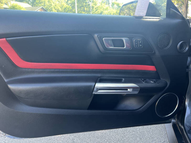 2020 Ford Mustang EcoBoost Premium