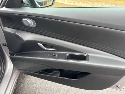 2024 Hyundai Elantra Hybrid Blue