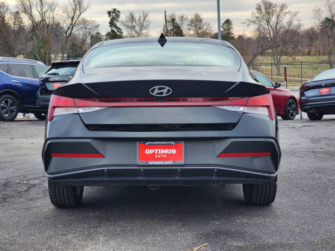 2025 Hyundai Elantra SEL Sport