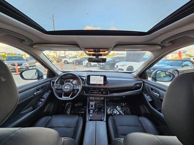 2022 Nissan Rogue SL