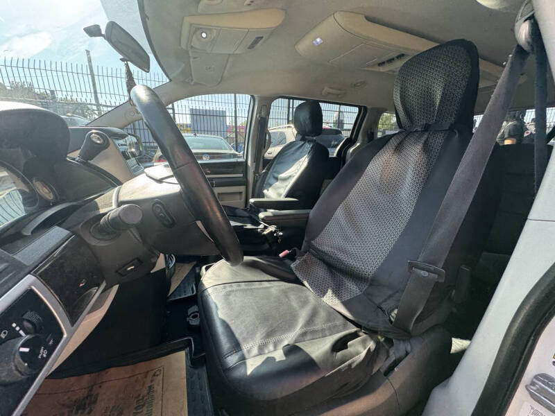 2010 Dodge Grand Caravan SXT