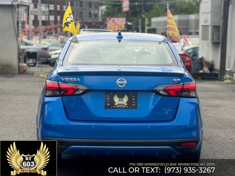 2020 Nissan Versa SR