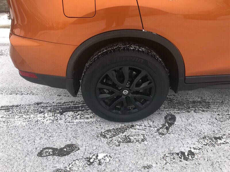 2020 Nissan Rogue SV