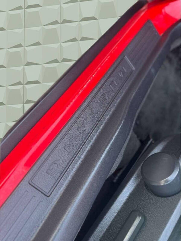 2012 Ford Mustang V6