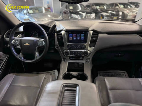 2017 Chevrolet Suburban LT