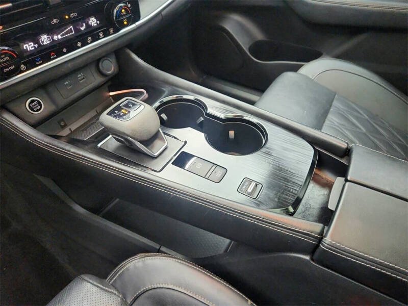 2022 Nissan Rogue Platinum